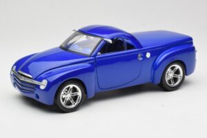 Chevrolet SSR Concept ブルー Maisto 1:18 531612 メタル