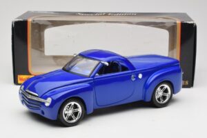 Chevrolet SSR Concept ブルー Maisto 1:18 531612 メタル - 画像 8/8