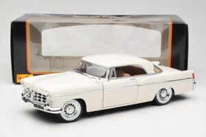 Chrysler 300B ホワイト Maisto 1:18 531897 メタル - 画像 8/8