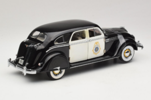 Chrysler Airflow ポリスカー Signature Models 1:18 CCSM01 メタル - 画像 2/6