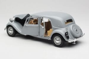 Citroen 15CV 6 Cyl グレー Maisto 1:18 50313 メタル - 画像 5/8