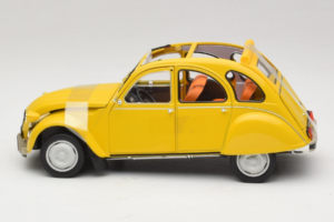 Citroen 2CV 6 Club Mimosa Yellow Norev 1:18 181496 メタル - 画像 3/6