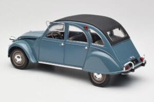 Citroen 2CV Bleu Nuit Solido 1:18 8028 メタル - 画像 5/6