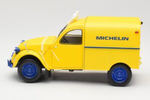 Citroen 2CV Fourgonnette Michelin Bibendum Norev 1:18 181502 メタル - 画像 3/6