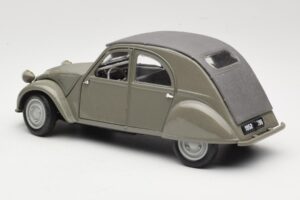 Citroen 2CV グレー Maisto 1:18 31834 メタル - 画像 7/8