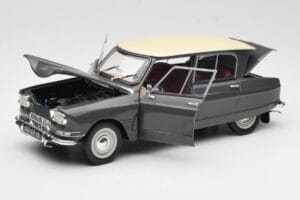 Citroen Ami 6 グリーン Norev 1:18 181534 メタル - 画像 2/8