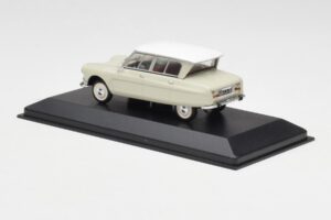 Citroen Ami 6 ホワイト Minichamps 1:43 400111660 メタル - 画像 3/4