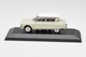 Citroen Ami 6 ホワイト Minichamps 1:43 400111660 メタル