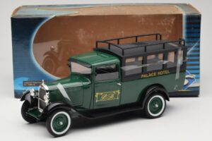 Citroen C4 F Palace Hotel グリーン Solido 1:18 118303-00 メタル - 画像 6/6