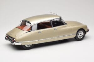 Citroen DS 23 Pallas ベージュ Norev 1:12 121730 メタル - 画像 2/6