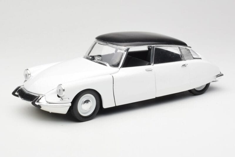 Citroen DS Berline Blanc Meije Solido 1:18 8033 メタル