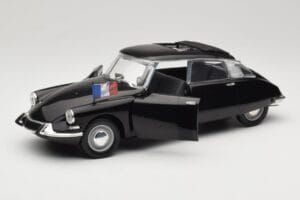 Citroen DS Presidentielle グレー Solido 1:18 8035 メタル - 画像 2/8