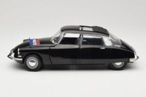 Citroen DS Presidentielle グレー Solido 1:18 8035 メタル - 画像 4/8