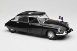 Citroen DS Presidentielle グレー Solido 1:18 8035 メタル - 画像 6/8
