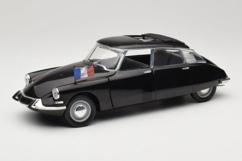 Citroen DS Presidentielle グレー Solido 1:18 8035 メタル