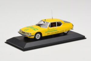 Citroen SM Maserati Unite Rapide d'Intervention Chimique Minichamps 1:43 400111091 メタル - 画像 2/4