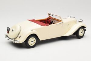 Citroen Traction Avant 11B カブリオレ クリーム Norev 1:18 181440 メタル - 画像 2/6