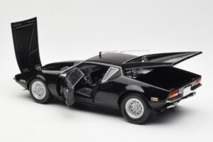 De Tomaso Pantera ブラック Kyosho 1:18 08851BK メタル - 画像 5/8