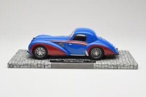 Delahaye Type 145 V12 クーペ ブルー レッド Minichamps 1:18 107116121 レジン - 画像 3/6