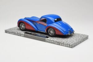 Delahaye Type 145 V12 クーペ ブルー レッド Minichamps 1:18 107116121 レジン - 画像 5/6
