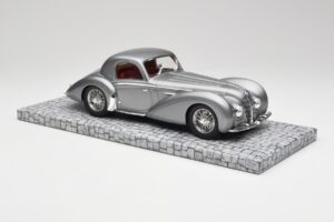 Delahaye Type 145 V12 Coupe Mullin Museum Minichamps 1:18 107116120 メタル - 画像 6/6