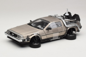 DeLorean DMC-12 Back to the Future Time Machine Sun Star 1:18 2710 メタル