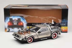 DeLorean DMC-12 Back to the Future Part III Sun Star 1:18 2712 メタル - 画像 8/8