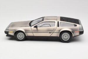 DeLorean DMC-12 LK シルバー Sun Star 1:18 2701 メタル - 画像 4/8
