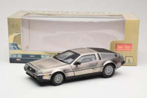 DeLorean DMC-12 LK シルバー Sun Star 1:18 2701 メタル - 画像 8/8