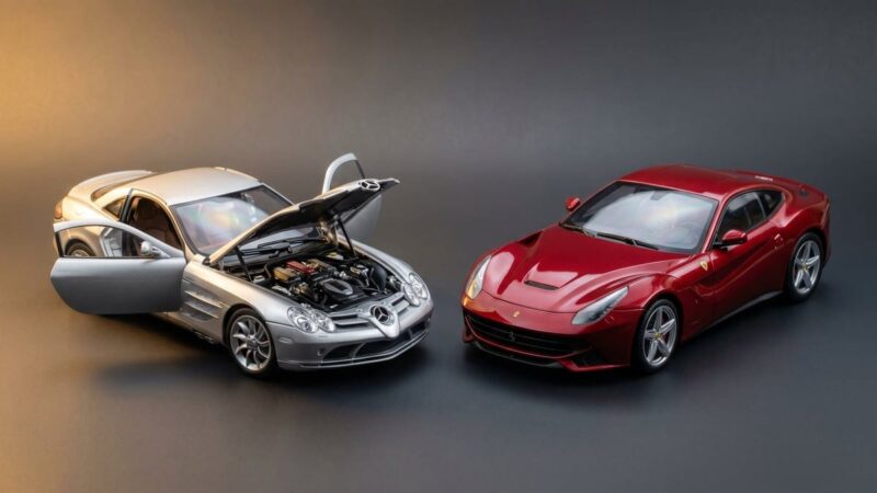 ダイキャストとレジンのミニカー、コレクターはどちらを選ぶ？
