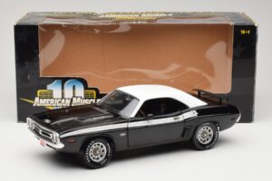 Dodge Challenger R/T ブラック & ホワイト ERTL 1:18 36549 メタル - 画像 8/8