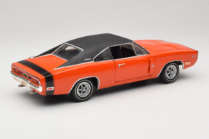 Dodge Charger R/T オレンジ & ブラック American Muscle 1:18 39314 メタル - 画像 3/8