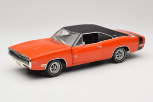 Dodge Charger R/T オレンジ & ブラック American Muscle 1:18 39314 メタル