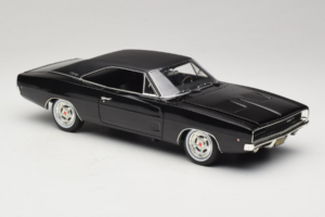 Dodge Charger R/T Steve McQueen Bullitt Movie Greenlight 1:18 12839 メタル - 画像 6/8