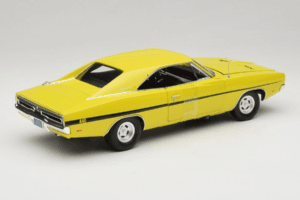 Dodge Charger R/T イエロー Dirty Mary Crazy Larry Auto World 1:18 AWSS101/06 メタル - 画像 3/8