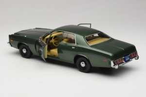 Dodge Monaco グリーン Hunter GreenLight 1:18 19045 メタル - 画像 5/8