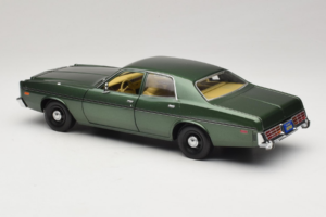 Dodge Monaco グリーン Hunter GreenLight 1:18 19045 メタル - 画像 7/8