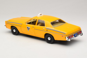 Dodge Monaco Taxi Rocky III GreenLight 1:18 19111 メタル - 画像 7/8