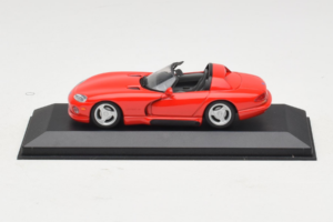 Dodge Viper RT/10 カブリオレ レッド Minichamps 1:43 430144032 メタル