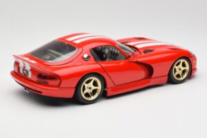 Dodge Viper GTS レッド Bburago 1:18 3075 メタル - 画像 3/8