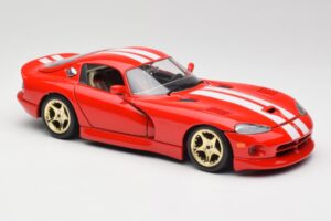 Dodge Viper GTS レッド Bburago 1:18 3075 メタル - 画像 6/8