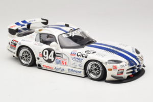 Dodge Viper GTS-R #94 Viper Team Oreca O. Beretta / T. Archer / D. Dupuy 24 Hours of Daytona 1997 AUTOart 1:18 89723 メタル - 画像 6/8