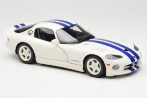 Dodge Viper GTS Stone White GT Spirit 1:18 GT940 レジン - 画像 4/6