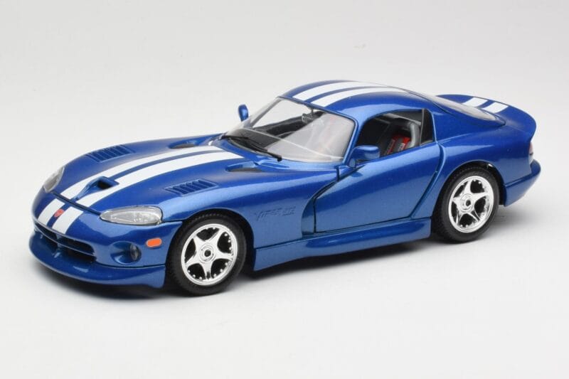 Dodge Viper GTS SR II ブルー ホワイトストライプ Bburago 1:18 3330 メタル