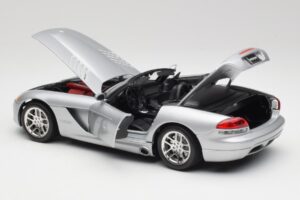Dodge Viper SRT-10 ブライトシルバー Bburago 1:18 34908 メタル - 画像 5/8