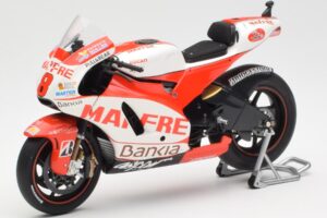 Ducati Desmosedici GP11 #8 H. Barbera Ducati MotoGP Team MotoGP 2011 Minichamps 1:12 123110008 メタル - 画像 2/6