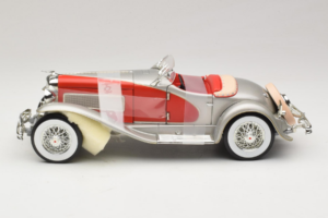 Duesenberg SJ Clark Gable's Car シルバー レッド ERTL 1:18 7962 メタル - 画像 3/6