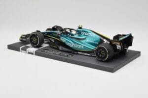 Aston Martin AMR22 Aramco #5 S. Vettel Abu Dhabi GP 2022 Last Race Collector's Edition Minichamps 1:18 117222205 レジン - 画像 5/7