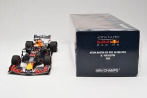 Aston Martin Red Bull Racing RB15 #33 M. Verstappen F1 2019 Minichamps 1:18 110190033 メタル - 画像 6/7