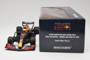 Aston Martin Red Bull Racing RB16 #33 M. Verstappen Abu Dhabi GP Winner 2020 Minichamps 1:18 110201733 メタル - 画像 6/7